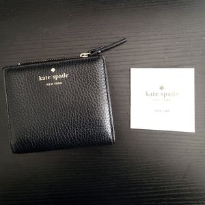 kate spade Black Bifold Wallet like new l-zip